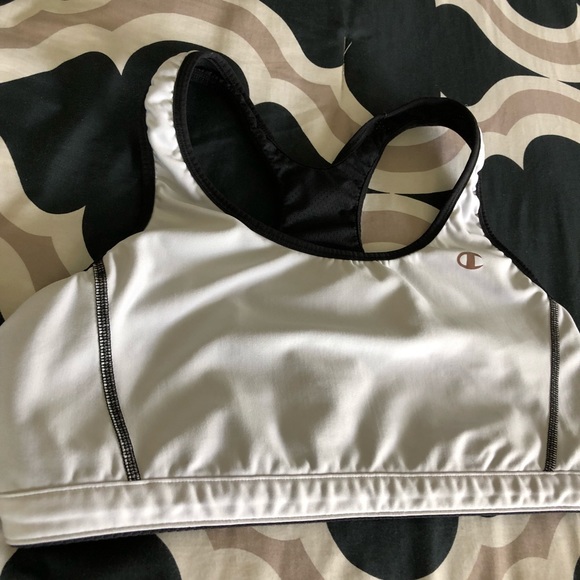 ❌LAST CHANCE 3/5❌ CHAMPION Sports Bra - Picture 2 of 3